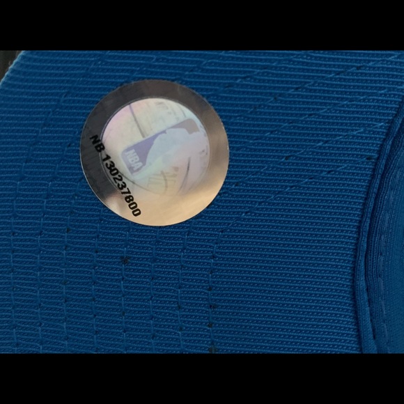 Adidas Dallas Mavericks Fitted Unisex Fan Hat/ Navy Blue/ Size s/m like new - Picture 5 of 6